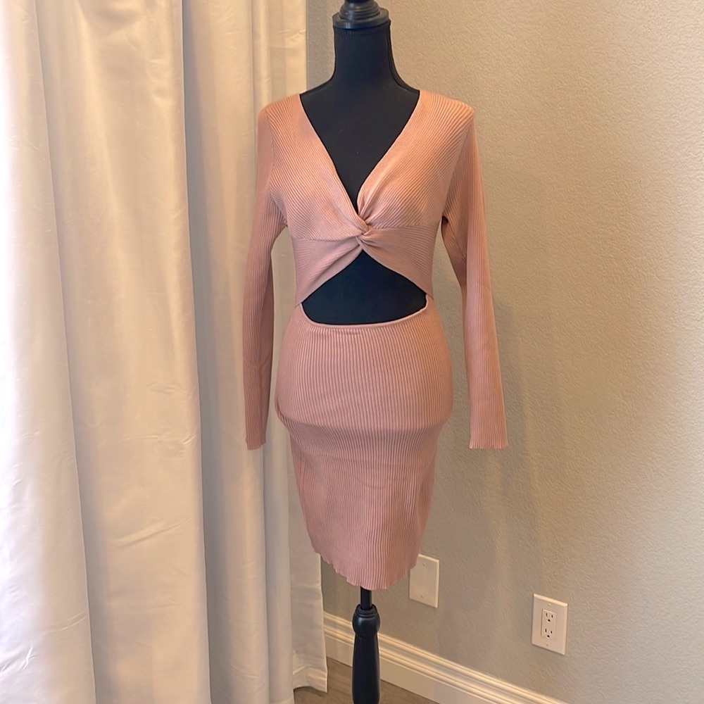 🆕 NWT Mauve cut of sweater dress Sz L/XL C11